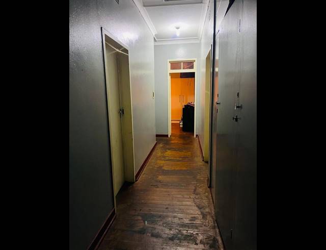 5 BEDROOM HOUSE FOR SALE IN PRIMROSE